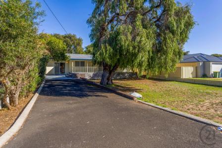 12 Lochinvar Street, Madora Bay, WA 6210, Austrália