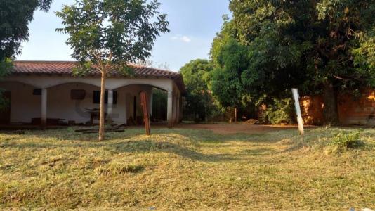 Misión indigena c/ Avda. Nanawa , Luque, Central 00001, Paraguay