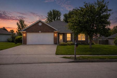 6160 Douglas PKY, HALLSVILLE, Missouri 65255, USA
