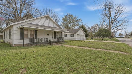 704 Park St, Kennett, Missouri 63857, Stati Uniti