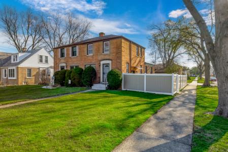 1693 Linden St, Des Plaines, Illinois 60018, États-Unis