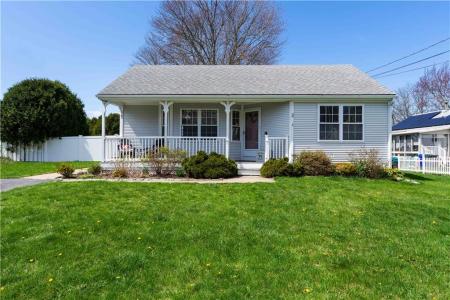 3 Mallory Ct, Bristol, RI 02809, USA