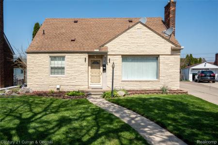 5 Barclay Court, Dearborn, Michigan 48126, Estados Unidos
