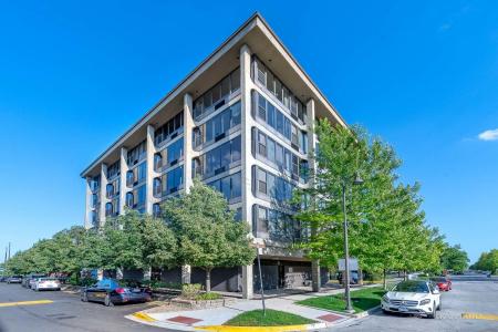 345 E Eastgate Place #306, Chicago, Illinois 60616, USA