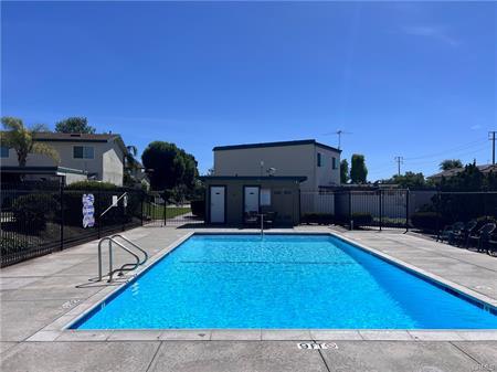 8221 Ginnis Green, Buena Park, California 90621, HOA KỲ