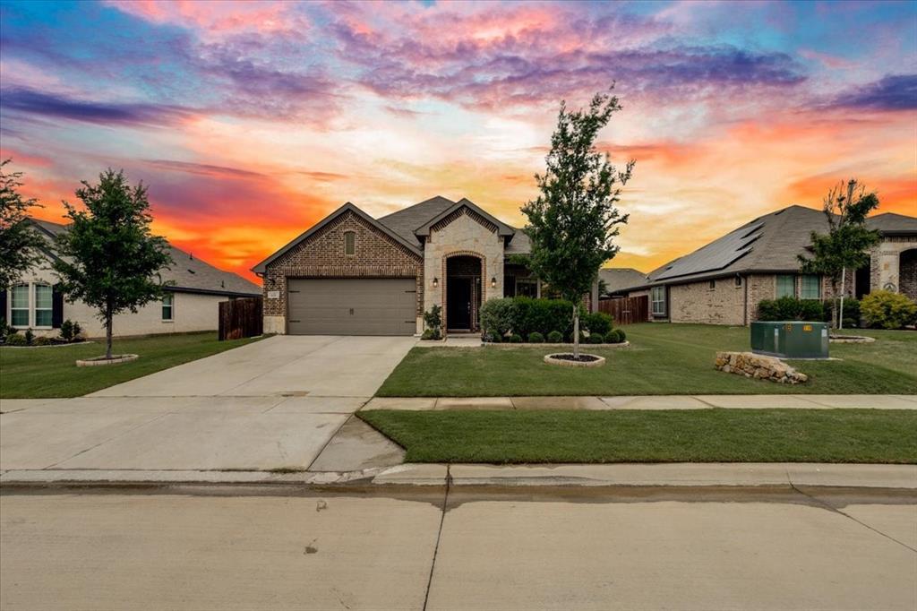121 Rosemary Drive, Azle, טקסס 76020, ארצות הברית של אמריקה