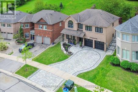 577 ROYALPARK WAY, Vaughan (elder Mills), Ontario L4H 1K2, Canada