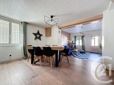 Deville Les Rouen, Haute-Normandie 76250, アキタン