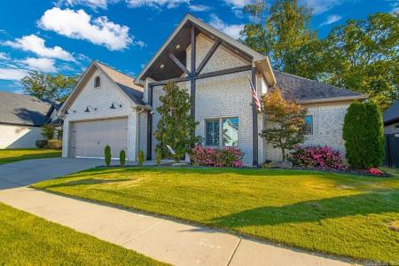 2319 Abigail Drive, Bryant, Arkansas 72019, USA