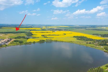 TWP 360 - RR 283C, Innisfail, Alberta T4G 1R7, Canada