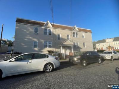 32 Rose Street , 2, Kearny, New Jersey 07032, Stati Uniti
