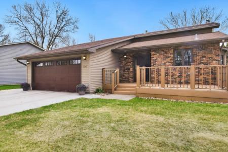 1247 Casper Avenue, Aberdeen, South Dakota 57401, USA