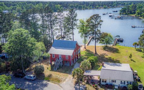 1296 Levi Street, Manning, SC 29102, USA