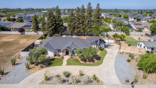 5358 W Clinton Avenue, Fresno, California 93722, USA