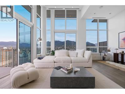 125 EAST 14TH STREET, North Vancouver, Colombia Británica V7L 0E6, Canadá