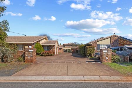 4 4-6 Crosby Street, Darling Heights, QLD 4350, Australia