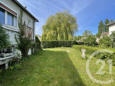 Guise, Picardie 02120, Francia