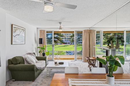 4/23 Colley Terrace, Glenelg, SA 5045, Australia
