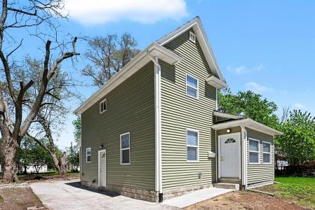 225 Milton Street, South Bend, Indiana 46613, USA