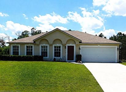 8047 Ancha Street, Sebring, Florida 33872, USA
