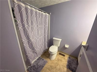 2220 Elm Trace Street, Austintown, Ohio 44515, États-Unis