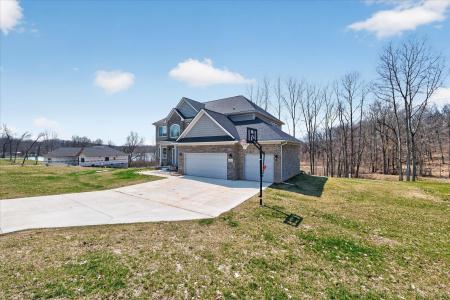 126 Parker, Ortonville, Michigan 48462, USA