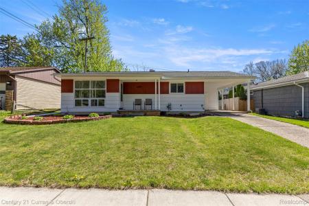 2269 S Circle Drive, Ann Arbor, Michigan 48103, Estados Unidos