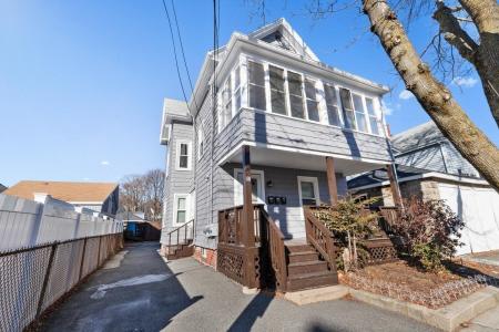 48 Waverly Street, Lynn, Massachusetts 01904, USA