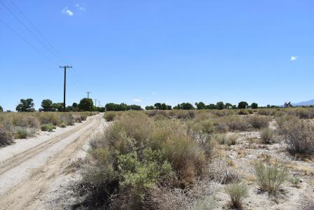 Ave R & Vic 145th St E APN 3040-025-007, Sun Village, Калифорния 93543, Соединенные Штаты
