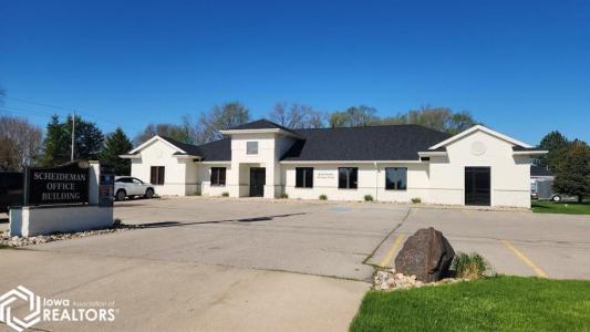 808 4th St NE, Hampton, Iowa 50441, USA
