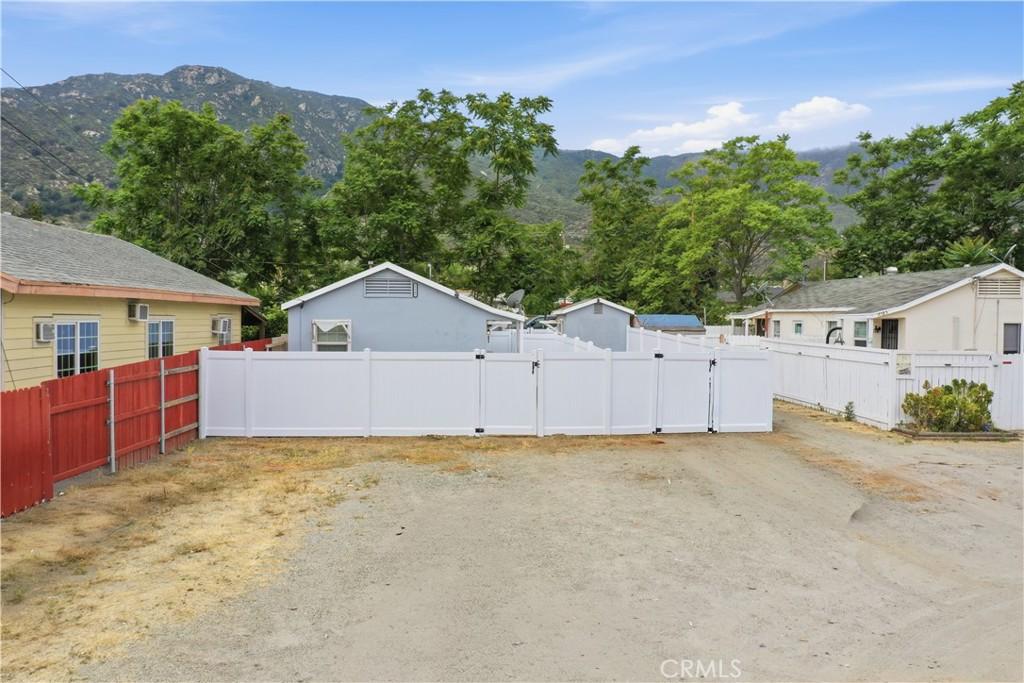 17797 Grand A & B, Lake Elsinore, California 92530, HOA KỲ