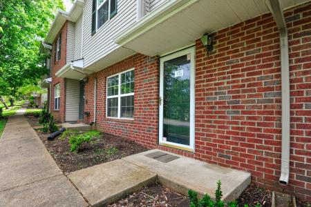 110 Waterview Dr, Hendersonville, Tennessee 37075, USA