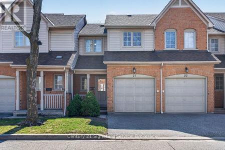 5950 GLEN ERIN DRIVE, Mississauga (central Erin Mills), Ontario L5M 6J1, Canadá