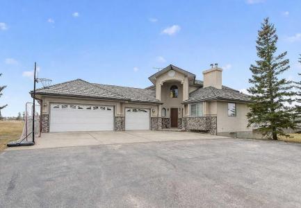 45 COUNTRY LANE DRIVE, Rural Rocky View County, Alberta T2P 2G5, Canada