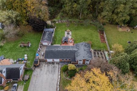 2104 GOVERNORS ROAD, Hamilton, Ontario L0R 1J0, Canada
