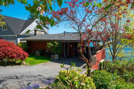 4455 HARRIS PLACE, North Vancouver, Colombia Británica V7G 1E9, Canadá