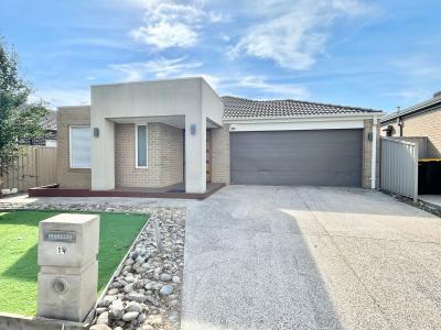 14 Synergy Court, Taylors Hill, VIC 3037, Австралия