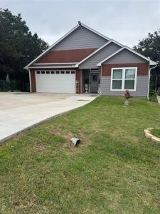 1014 Scenic Drive, Granbury, Texas 76048, USA