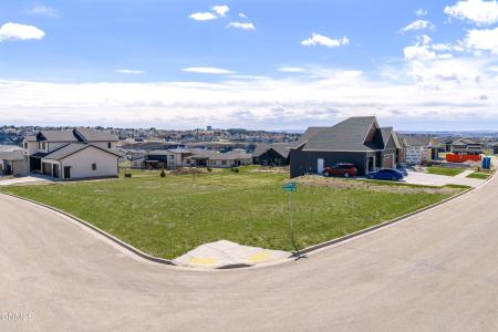 4407 Elk Ridge Drive, Bismarck, Dakota Do Norte 58503, Estados Unidos