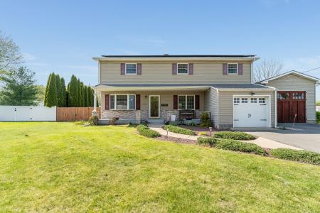 103 Carter Ter, Hackettstown, NJ 07840, USA