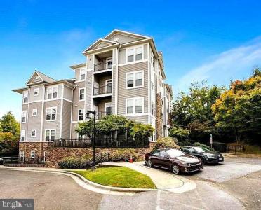 1301 Karen Boulevard , 401, Capitol Heights, Maryland 20743, USA