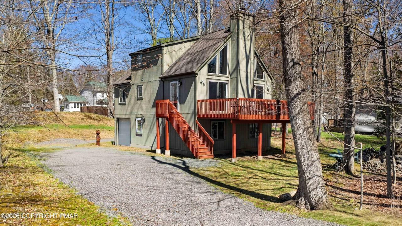 179 Selig Road, Pocono Lake, Pennsylvania 18347, Stati Uniti