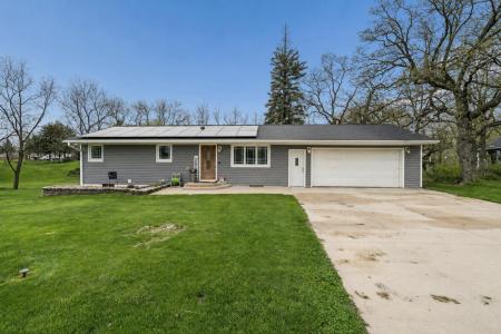 121 10th St Sw, Oelwein, Iowa 50662, USA