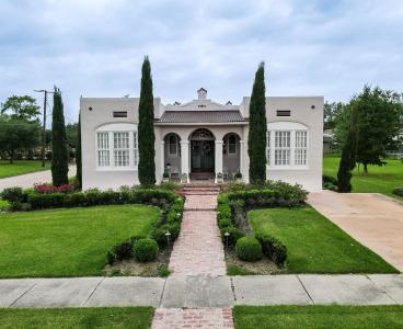 122 Grove Street, Lake Charles, Louisiana 70601, USA