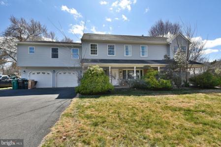1194 Elberta Avenue, Bensalem, Pennsylvania 19020, USA