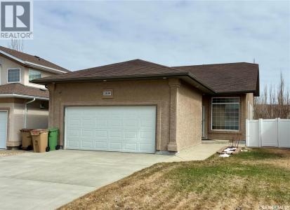 2839 SUNNINGHILL CRESCENT, Regina, Saskatchewan S4V 0N7, Canada