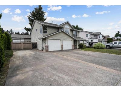 44662 CUMBERLAND AVENUE, Chilliwack, British Columbia V2R 3B6, Canada