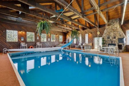 302 MACLEOD TRAIL, Rural Foothills County, ألبرتا T1S 5J4, كندا 