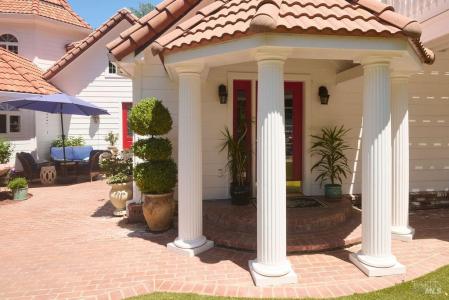 19400 Scenic Drive, Redwood Valley, California 95470, USA