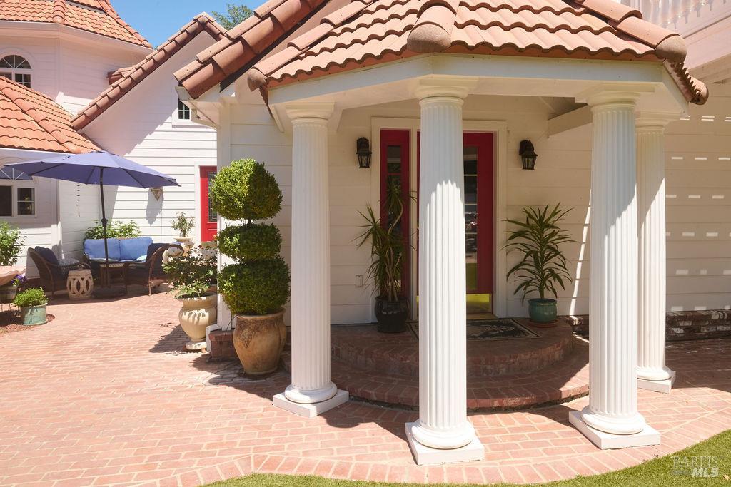 19400 Scenic Drive, Redwood Valley, Kaliforniya 95470, Amerika Birleşik Devletleri